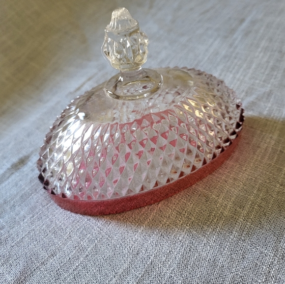 🎄Vintage Indiana Glass Butter Dish, 60s Ruby Flash/Cranberry glass diamondpoint - Picture 15 of 16